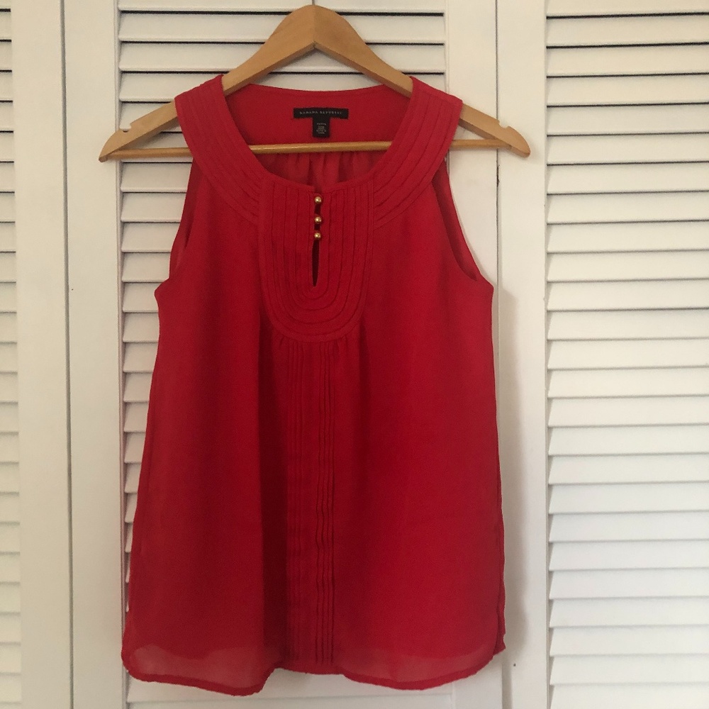 Halter top raspberry top